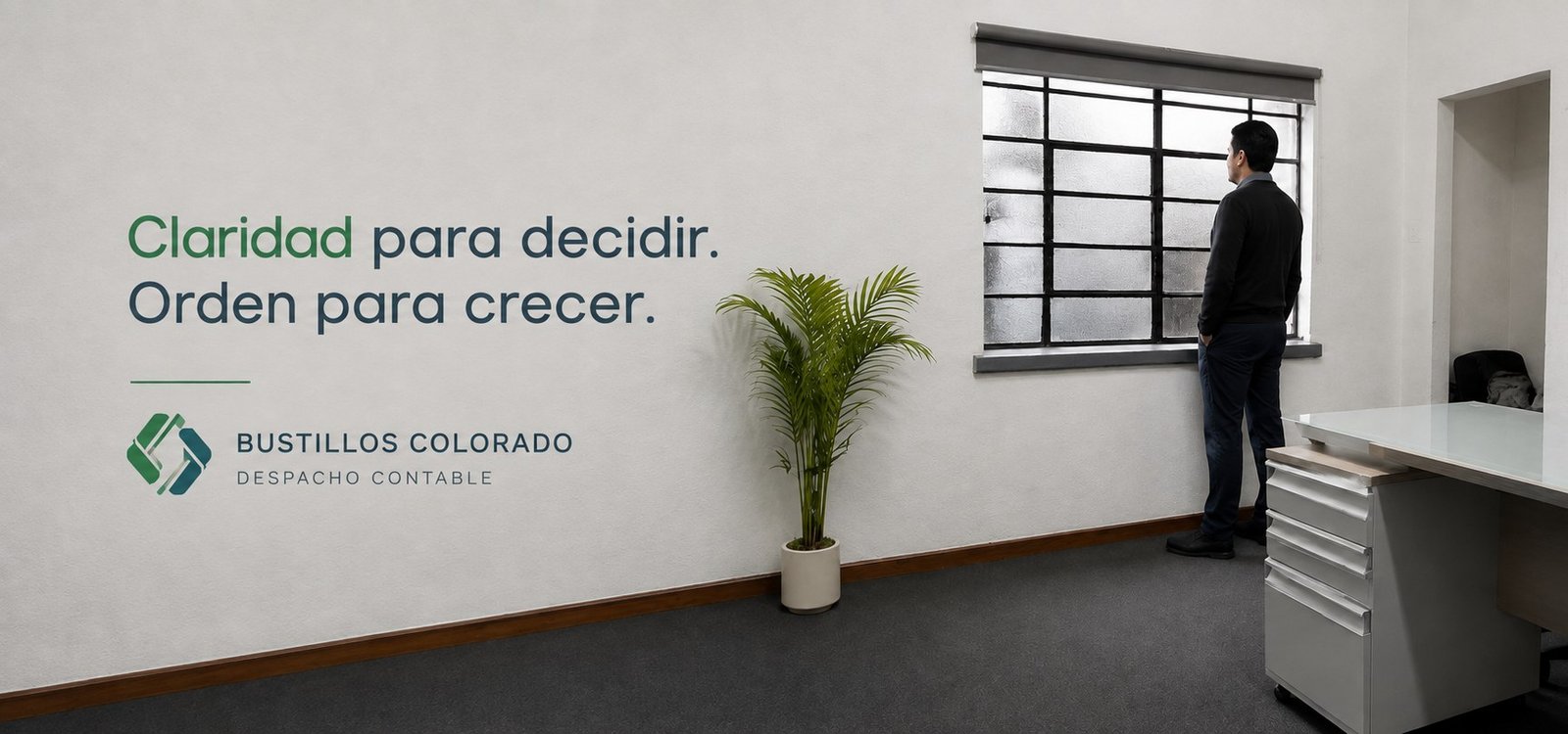 Oficina del despacho al cierre de la jornada